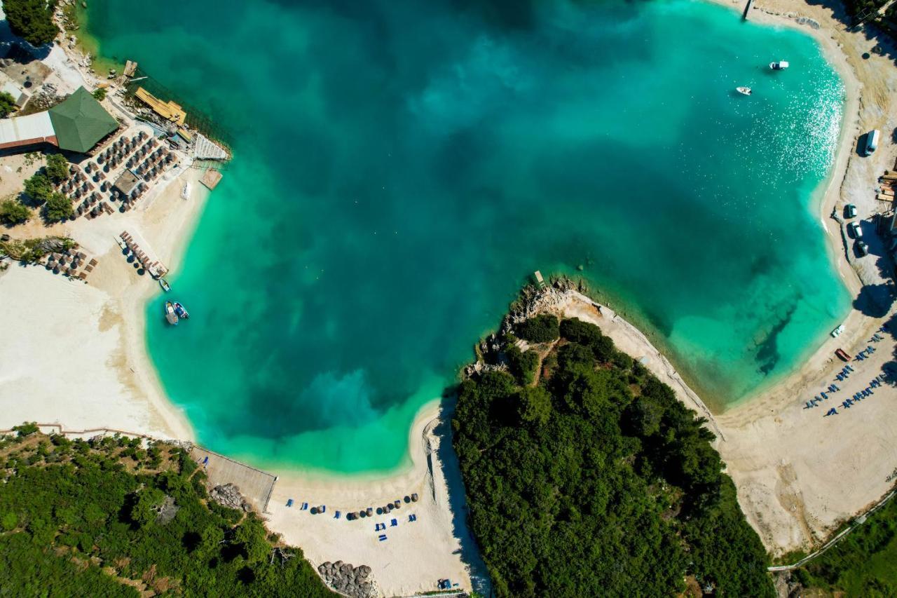 Hotel Two Mermaids Ksamil Esterno foto