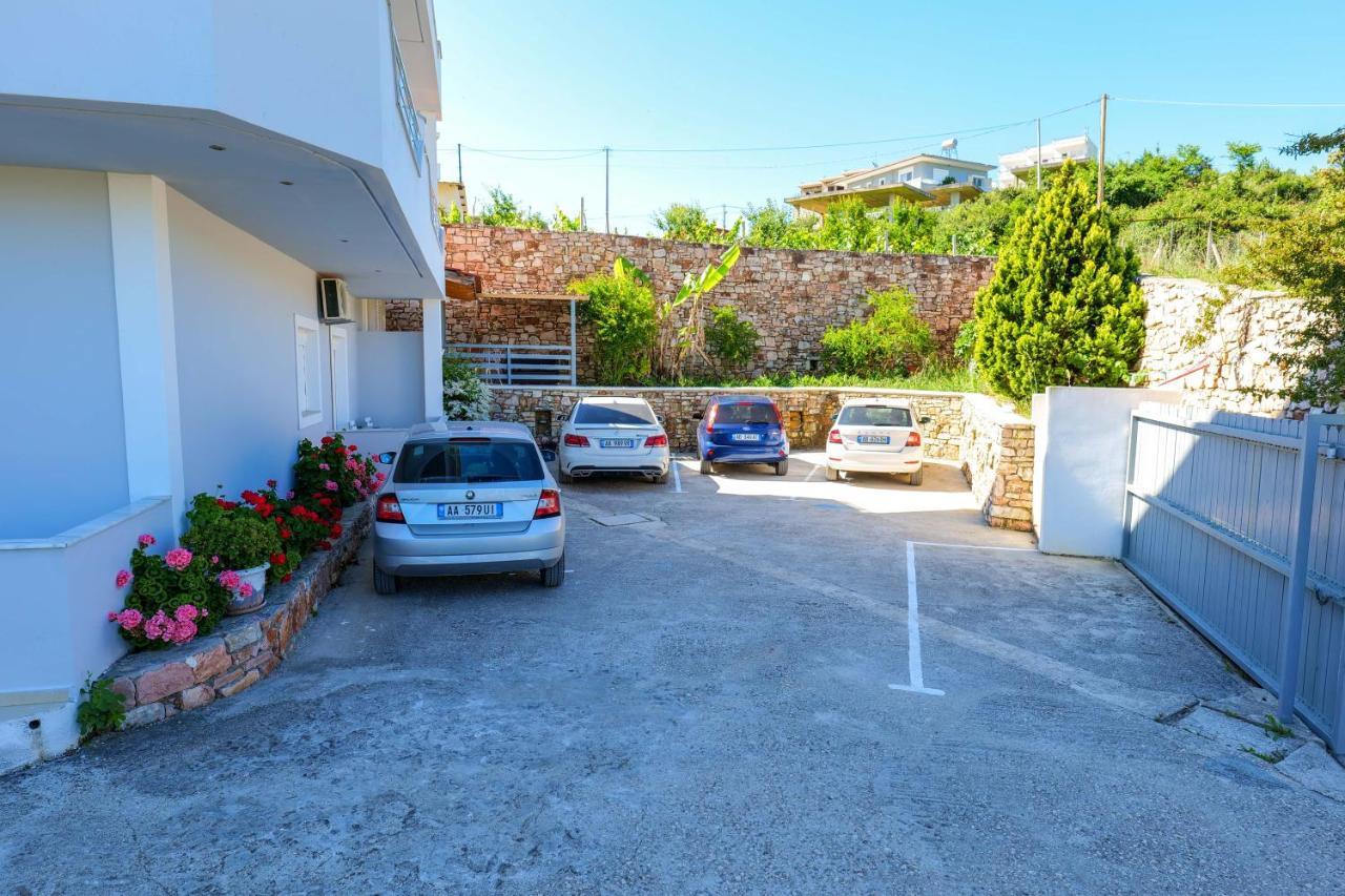 Hotel Two Mermaids Ksamil Esterno foto