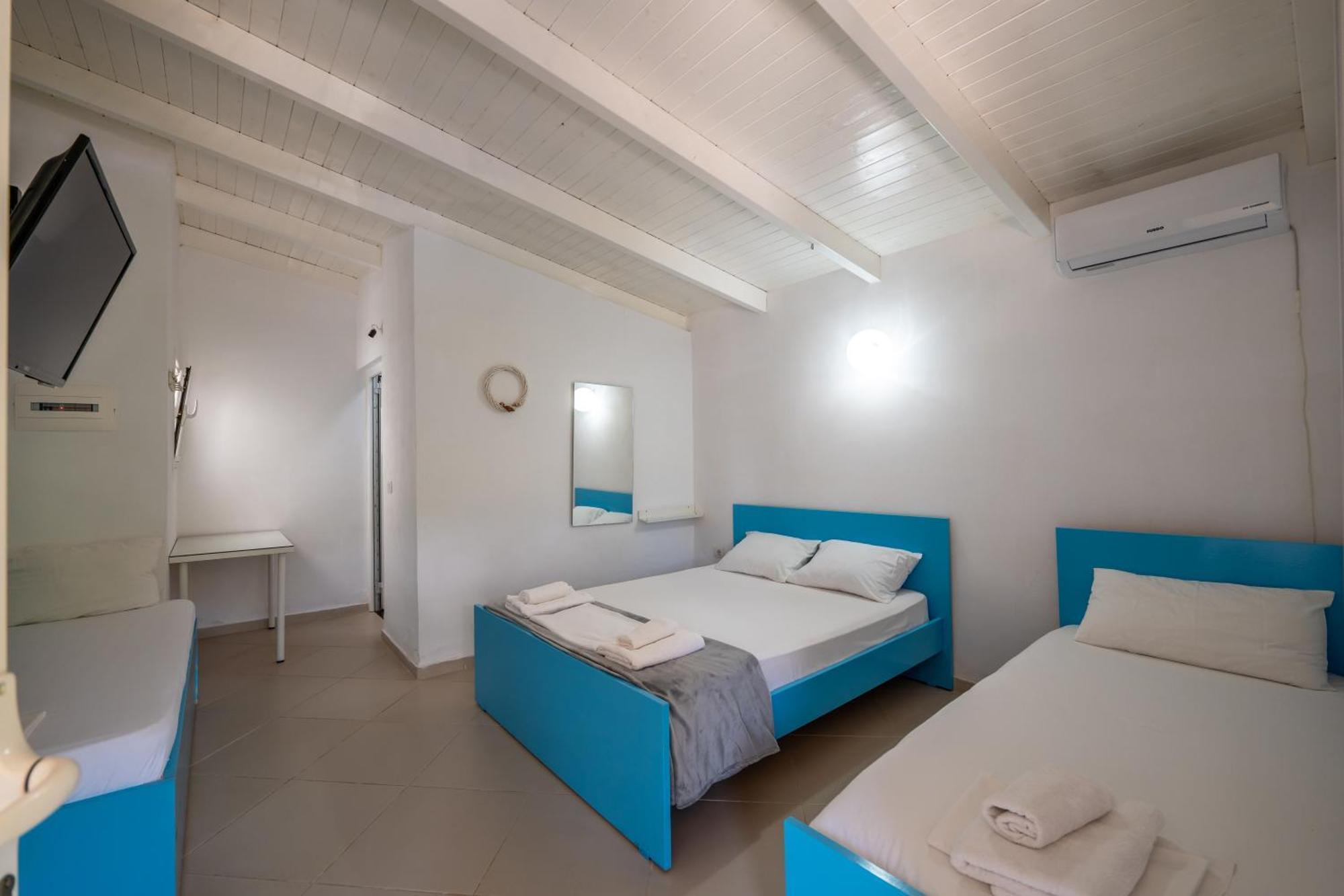 Hotel Two Mermaids Ksamil Esterno foto
